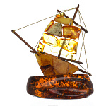 Статуэтка из янтаря "Корабль одномачтовый"
