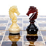 Шахматы с инкрустацией и фигурами из янтаря "Арабески-Марин" 56х56 см, фотография 4. Интернет-магазин ЛАВКА ПОДАРКОВ