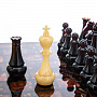 Шахматы янтарные "Орион" 32х32 см, фотография 4. Интернет-магазин ЛАВКА ПОДАРКОВ
