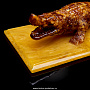Скульптура из янтаря "Крокодил", фотография 5. Интернет-магазин ЛАВКА ПОДАРКОВ