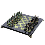 0040658/25*25см Нат.камень ШАХМАТЫ с фигурами  "Атланты" Змеевик