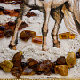 Картина янтарная "Кони" 30х40 см, фотография 3. Интернет-магазин ЛАВКА ПОДАРКОВ