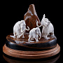 Скульптура из кости "Семья мамонтов", фотография 1. Интернет-магазин ЛАВКА ПОДАРКОВ