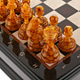 Шахматный деревянный ларец с янтарными фигурами, фотография 3. Интернет-магазин ЛАВКА ПОДАРКОВ