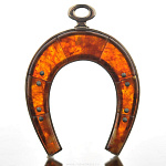 0018868-Б Янтарь Сувенир "Янтарная подкова" Эмаль Бронза