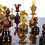 Шахматы с инкрустацией и фигурами из янтаря "Орион" 32х32 см, фотография 7. Интернет-магазин ЛАВКА ПОДАРКОВ