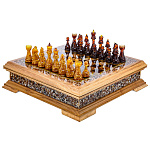 0039292/44*44*12см  Янтарь Шахматный ЛАРЕЦ с фигурами (Янт.в полиэфирной смоле, дуб) СУПЕР-ЦЕНА!