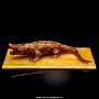Скульптура из янтаря "Крокодил", фотография 2. Интернет-магазин ЛАВКА ПОДАРКОВ