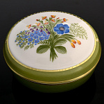 0050593/80.60094.00.1 ЛФЗ ТУАЛ. КОРОБОЧКА Овальная "Букет с анемоном" ТН1