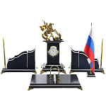 0040713 Нат.камень Настольный набор "Георгий Победоносец"мрамор, змеевик (7005)
