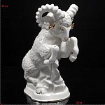 -1л Фарфор ШТОФ "Баран/овца" белый с зол. в комплекте (5021)