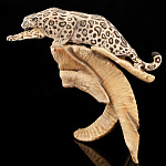 Скульптура из рога "Барс"