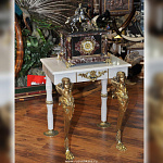 0020134 Нат.камень СТОЛ-ПОДСТАВКА ПОД СЕЙФ Белый итал.мрамор, Бронза литье. 