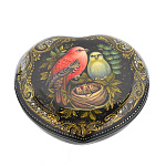   лаковая миниатюра ШКАТУЛКА "Снегири"сердечко 8,5*7,5*3см Авт.Краснов