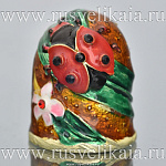 0017004-зелен.фон Фаберже Сувенир НАПЕРСТОК "Божьи коровки" в ассортименте