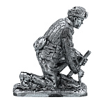 200802-тонир Ол.миниатюра Серия ВОВ Минометчик РККА с лопатой, арт.141