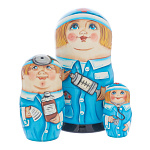 0051465-3м  Нат.дерево МАТРЕШКА "ВРАЧ. МЕДСЕСТРА" 12см 3 места 032608