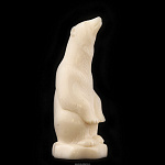 Скульптура "Белый медведь" 