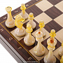 Шахматный ларец с янтарными фигурами 37х37 см, фотография 4. Интернет-магазин ЛАВКА ПОДАРКОВ