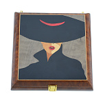 202635 Нат.дерево Шкатулка ШАРМ, инкрустация из цен пород дер,20*20*7,5