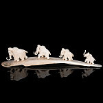 201940 Изделие из кости Скульптура СЕМЬЯ бивень мамонта L=44 см