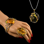 720048/фиан/сред.вес 12-,14г  Серебро 925* КОЛЬЦО вст.Янтарь-фианит р/п