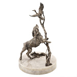 0034738 Скульптура "Собака с уткой" 