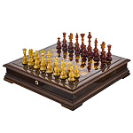 Шахматы из мореного дуба с янтарными фигурами 45х45 см