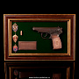Панно с пистолетом "Макаров со знаками ФСБ", фотография 1. Интернет-магазин ЛАВКА ПОДАРКОВ