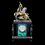 0057317  249 Часы каминные из малахита "Георгий Победоносец" 175*95*400мм.