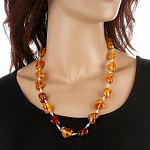 0039357  БУСЫ СЕРДЕЧКО (янтарь заливка)