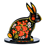 0069739  Хохлома САЛФЕТНИЦА -КРОЛИК сидит на всех лапах