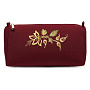 Косметичка "Шиповник". Бордовая с вышивкой, фотография 2. Интернет-магазин ЛАВКА ПОДАРКОВ