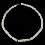 0058935 БУСЫ Нефрит светлый