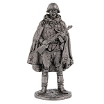 0066966 Олов.миниатюра некраш. 6-11мм Автоматчик в каске и плащ-палатке, 1943-45 гг. СССР