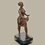 0017833 Бронза скульптура "Проводница" патинир. 20*6*8см на подставке Змеевик