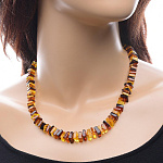 0039871/55-21,6 Янтарь натуральный Бусы "Квадратики"