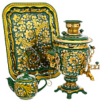 0076152 Самовар электрический КУДРИНА ЗОЛОТАЯ на зелен поднос прямоуг желудь 3 предм.