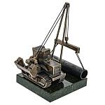 0016212 Бронза Скульптура "Трубоукладчик"