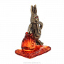 Бронзовая статуэтка с янтарем "Кролик с мешком денег", фотография 2. Интернет-магазин ЛАВКА ПОДАРКОВ