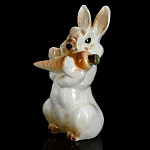 0019672/82.01962.00.1 ЛФЗ СКУЛЬПТУРА "Заяц с морковкой 1" МН1