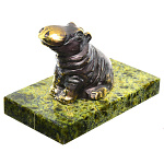 0037101 Нат.камень Бронза Статуэтка "БЕГЕМОТ СИДИТ" змеевик