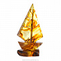 Статуэтка из янтаря "Корабль-парусник одномачтовый", фотография 1. Интернет-магазин ЛАВКА ПОДАРКОВ