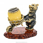 Статуэтка с янтарем "Запасливый медведь с тележкой", фотография 1. Интернет-магазин ЛАВКА ПОДАРКОВ