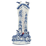 6635 Гжель Термометр настольный "Деревенька" 34см Авт. Исаев С.В.