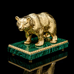 Скульптура на подставке из малахита "Медведь". Златоуст