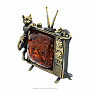 Статуэтка с янтарем "Кот и мышка на телевизоре", фотография 3. Интернет-магазин ЛАВКА ПОДАРКОВ