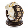 Деревянная резная скульптура "Кролик в шаре", фотография 3. Интернет-магазин ЛАВКА ПОДАРКОВ