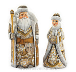 0015636 Скульптура из дерева КОМПЛЕКТ"Дед Мороз и Снегурочка"средний Авт.работа 