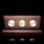 /малая/Н-42  МЕТЕОСТАНЦИЯ настольная "Паровоз" 3D Нат.дерево